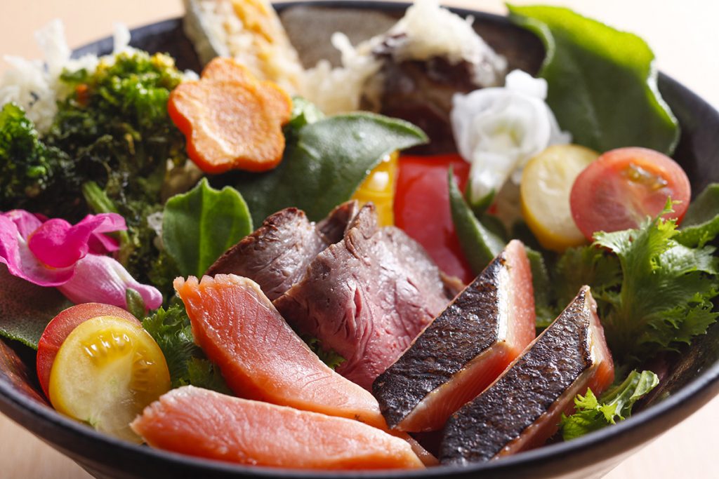 淡路島サクラマスと淡路ビーフのローストビーフ