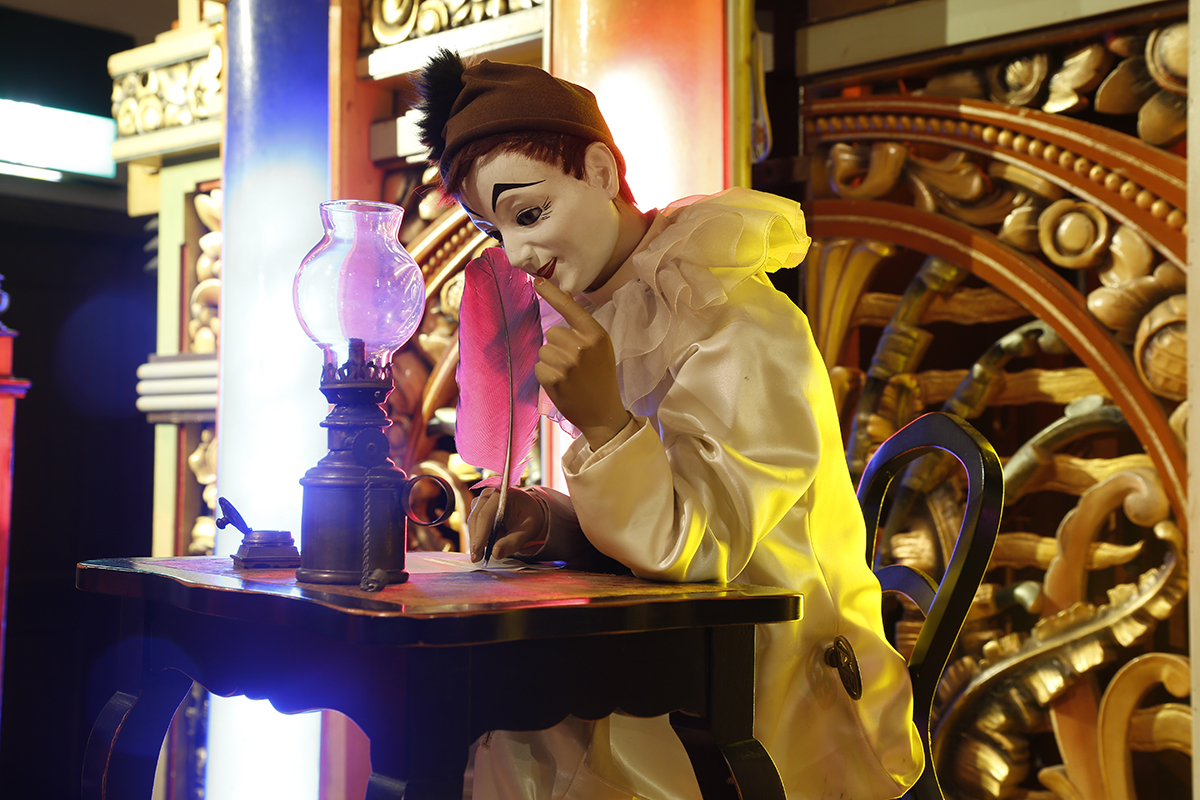 自動人形の「エクリヴァン」