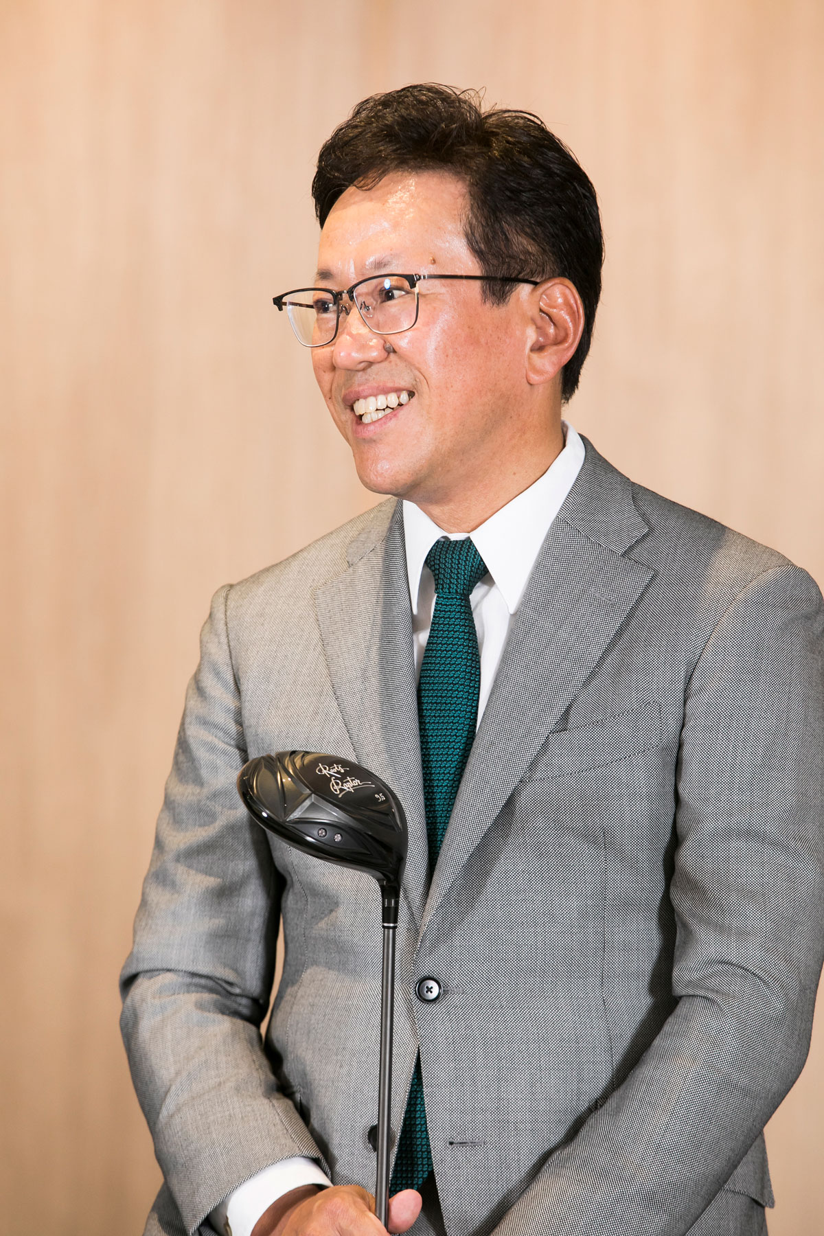 平野俊雄